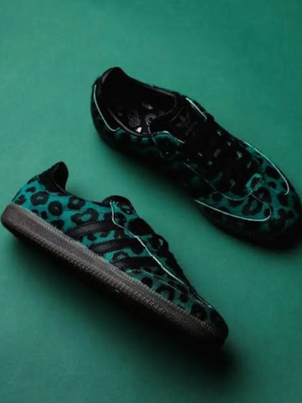 Adidas Samba OG W. Brand New. Womens Size: 8 - 11.